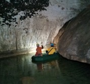 Caves as a reservoir for novel and reoccurring zoonoses - ecological monitoring and metagenomic analysis in real time